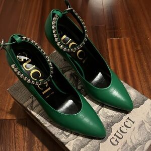 Authentic Gucci green Leather pumps W  rhinestone Ankle strap- 39